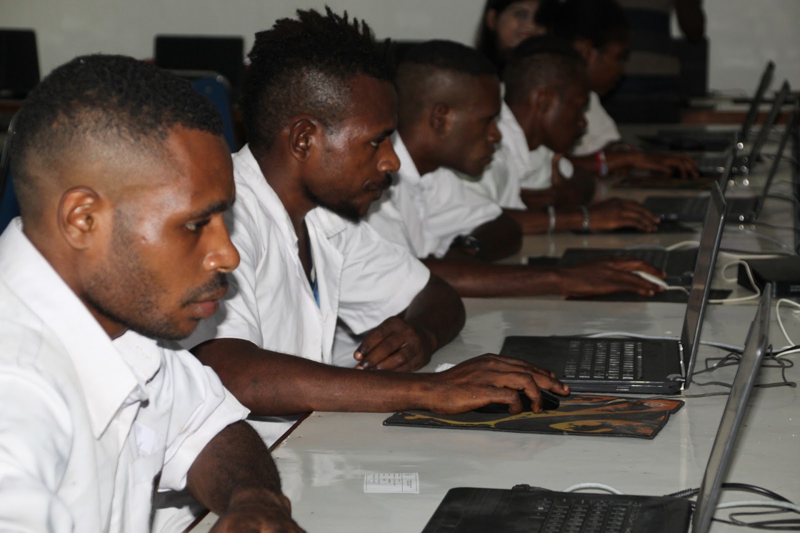 Hadapi UNBK, Siswa SMK Harapan Timika Dan SMK YPPGI Timika Lakukan Simulasi Tahap 2,pendidikan timika, mimika, papua, papua tengah