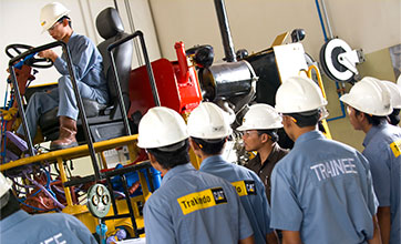 Teknik Alat Berat,pendidikan timika, mimika, papua, papua tengah